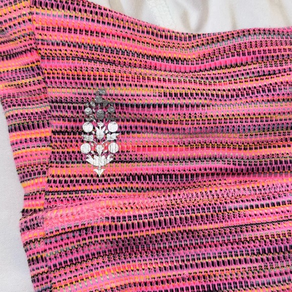 Free People Movement Roll Out Sports Bra Pink MultiColor Sz Medium - Picture 5 of 5